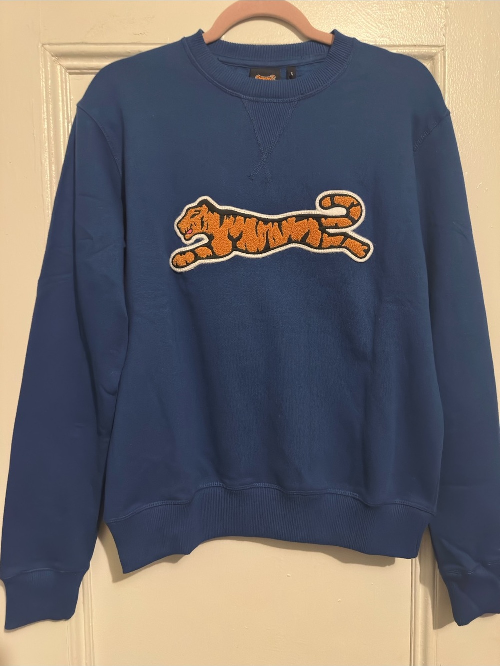 NWT Blue Men's Sweatshirt with Tiger Patch - Brand:m. Size Small.
